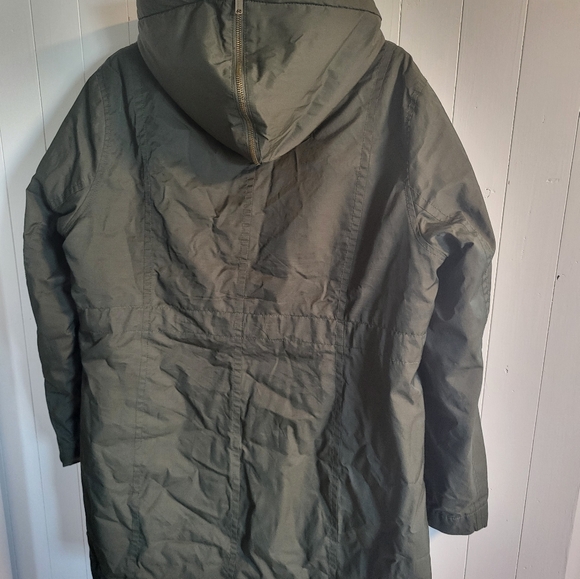 Fall / Winter Coat - Picture 3 of 4